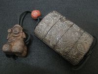 送料無料　堆朱花彫印籠　天然水晶根付　古美術品 時代提物 IMG_2021-1.jpg