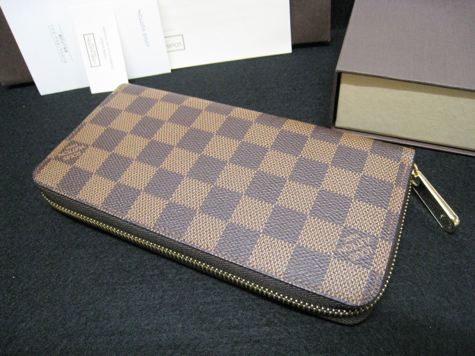 LOUISVUITTON ルイヴィトン ダミエ ジッピーウォレット N41661 - 小物